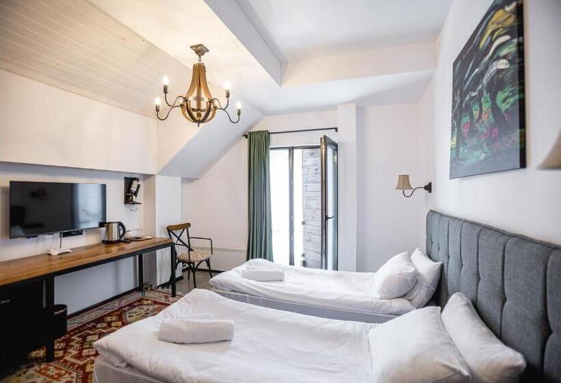 اتاق استاندارد, Roshe Gudauri