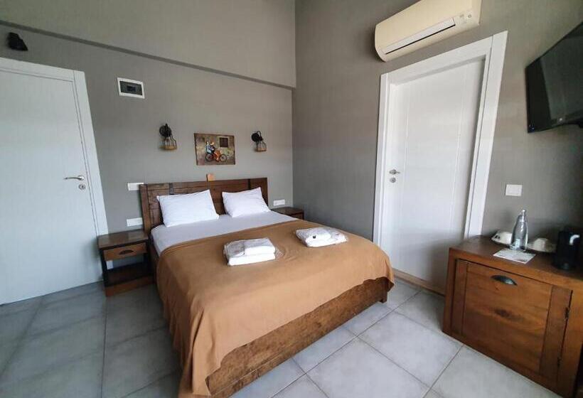 חדר דלוקס לשלושה, Signature Alaçatı