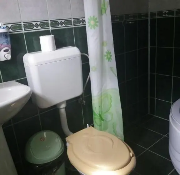 デラックスルーム, Casa Dobrin