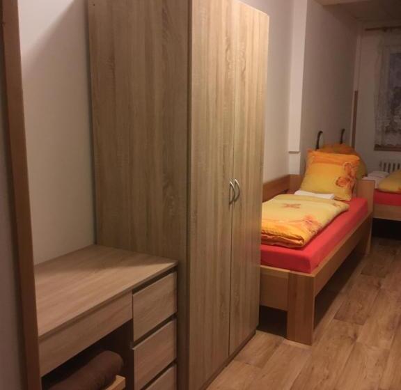 Номер Стандарт Трехместный, Pokoje Relax