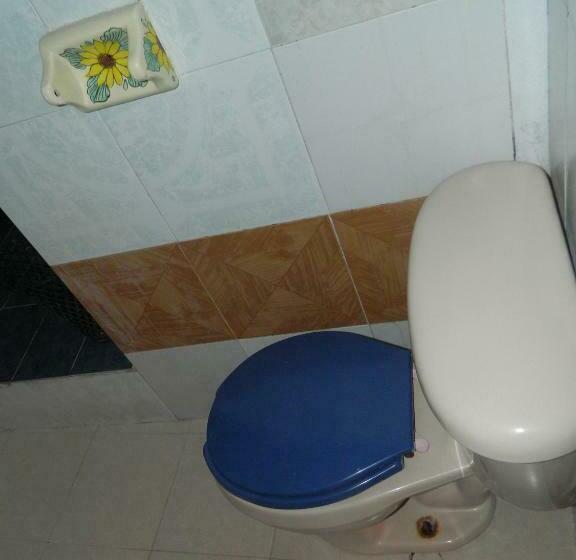 اتاق استاندارد سه نفره, Posada Joan Sebastian