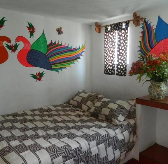 اتاق استاندارد با سرویس بهداشتی مشترک, Posada Joan Sebastian