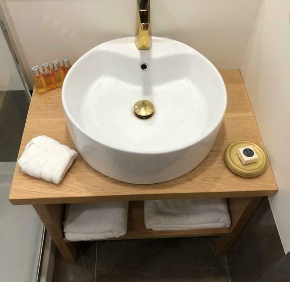 اتاق استاندارد, Pensiunea Exedra