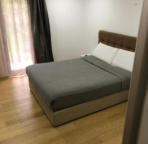 اتاق استاندارد با بالکن, Pensiunea Exedra