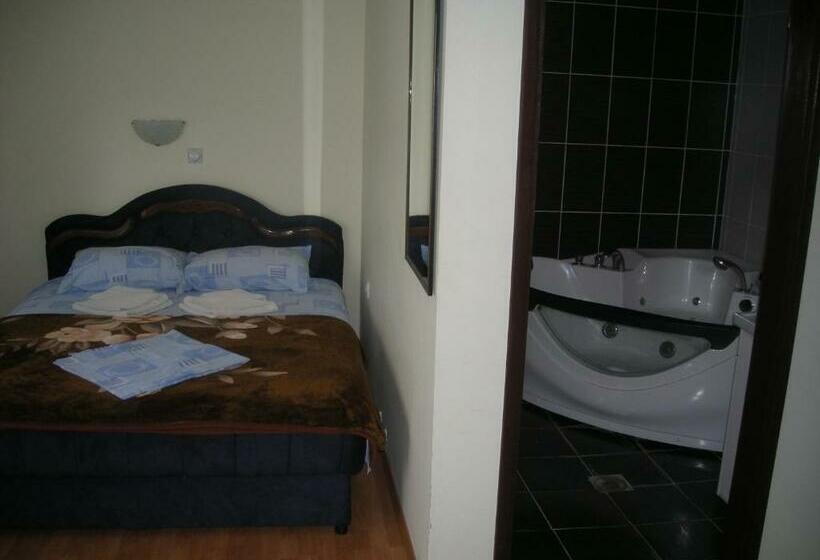 اتاق استاندارد با وان آب گرم, Utr Jagnjilo 1986