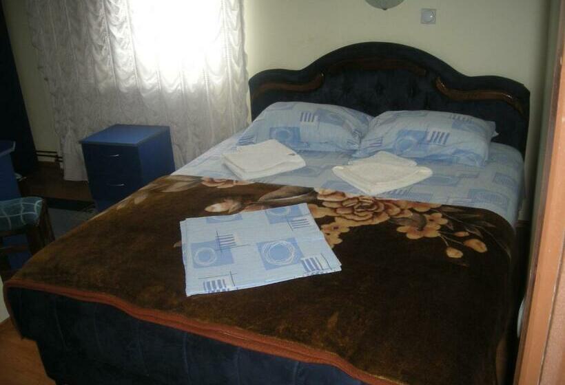 اتاق استاندارد با وان آب گرم, Utr Jagnjilo 1986