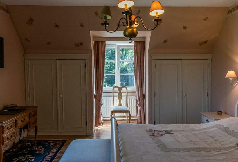 Номер Стандарт, B&b El Tyu