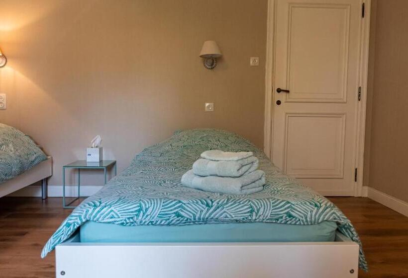 Номер Стандарт, B&b El Tyu