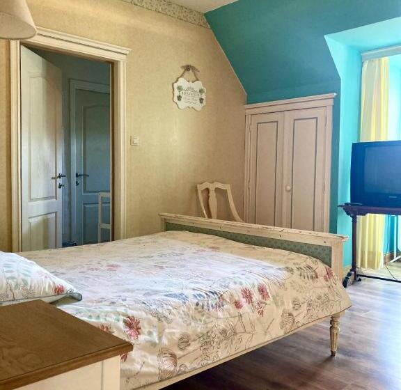 חדר משפחתי, B&b El Tyu