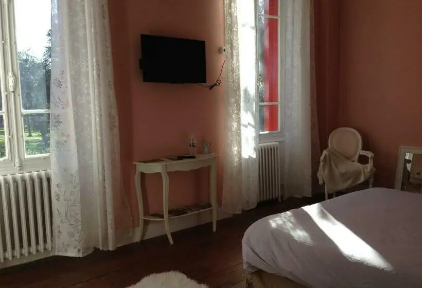 スタンダードルーム, Les Chambres D Hôtes Du Domaine De Lugazaut