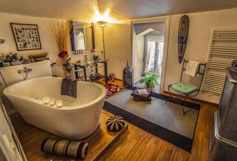 高级套房, Manoir De La Peylouse