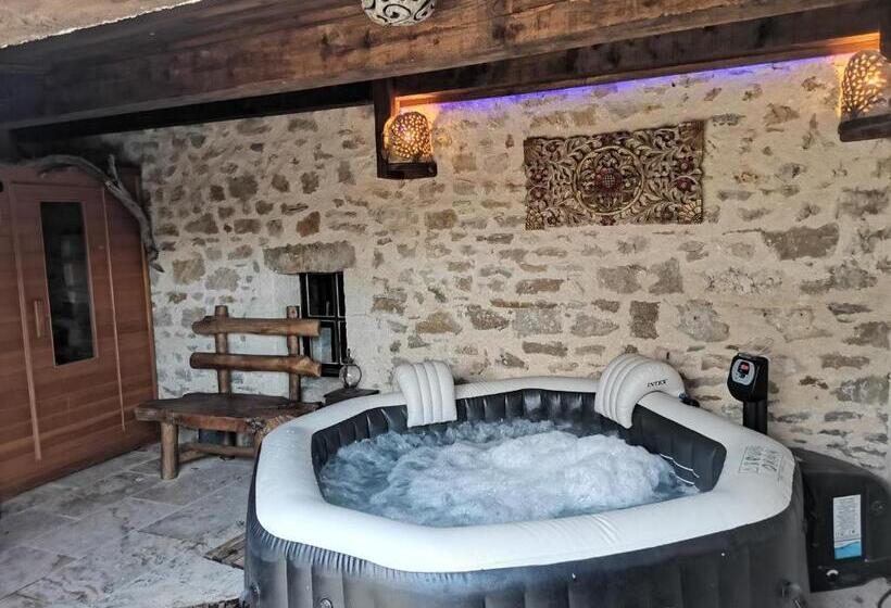 غرفة ديلوكس, Suite Médiévale 40m2 Chambre D  Hôte Du Mas Fabrègue