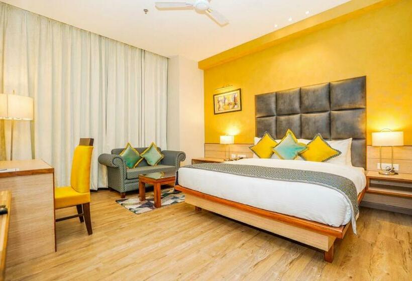 디럭스 룸 킹사이즈 침대, The Zenith  A Boutique  By Hot Millions