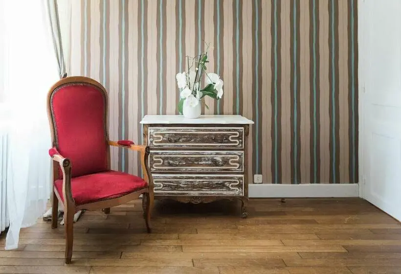 スタンダードルーム, Chambre D Hôte L épineuse
