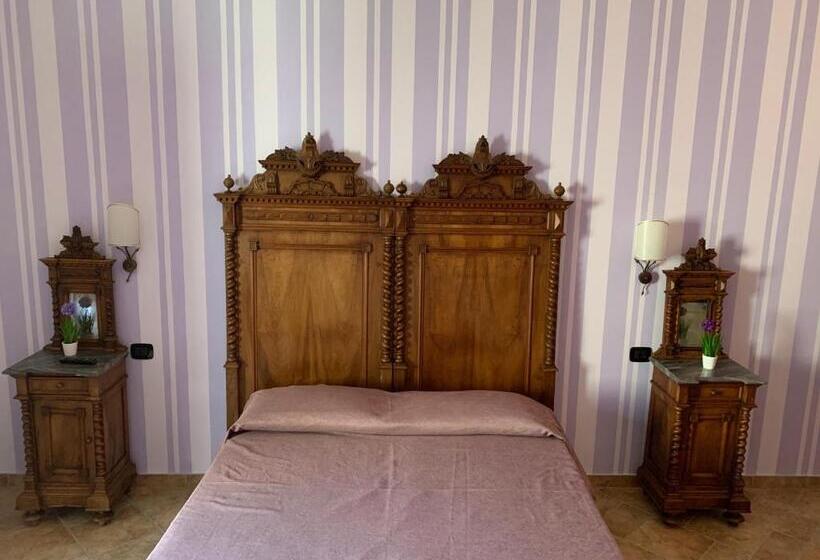 غرفة سوبيريور سرير كينج, Palazzo Gentilizio De Maffutiis