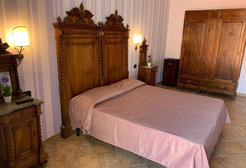 غرفة سوبيريور سرير كينج, Palazzo Gentilizio De Maffutiis