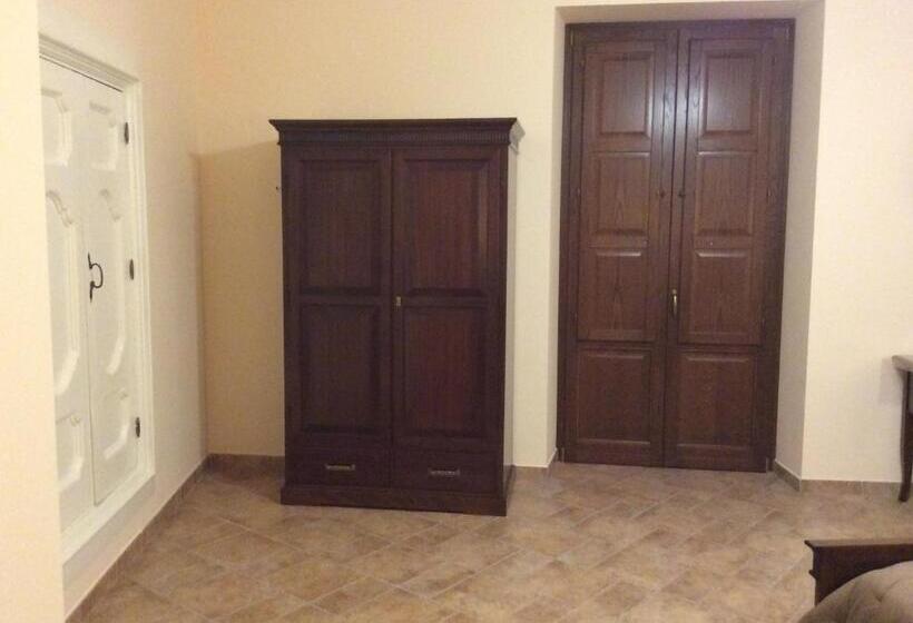 غرفة ديلوكس, Palazzo Gentilizio De Maffutiis