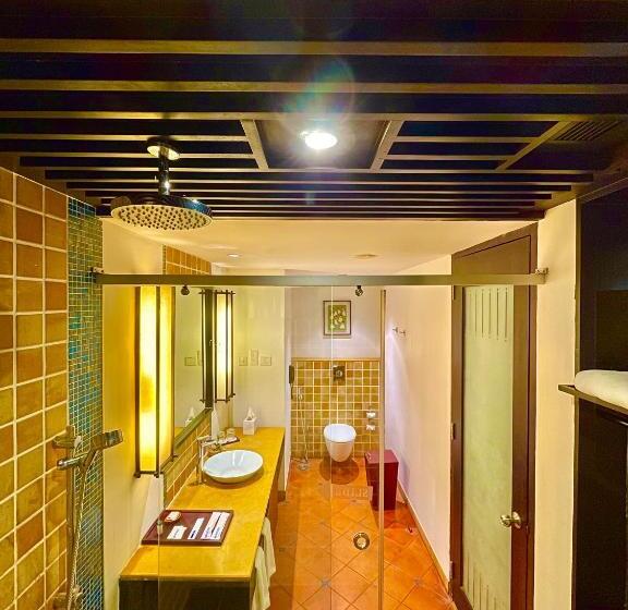 Номер Стандарт с Балконом, Plumeria Lake Resort & Spa, By Zaahrah Hotels And Resorts