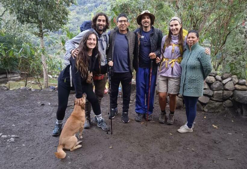 스탠다드 트리플 룸, Lia B&b Lucmabamba