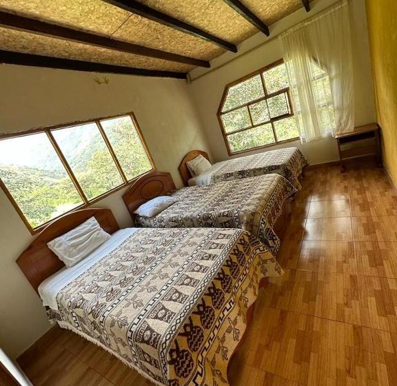 스탠다드 트리플 룸, Lia B&b Lucmabamba