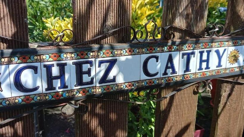 デラックスルーム, Chez Cathy