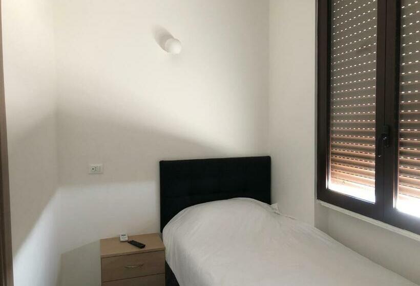 スタンダードシングルルーム, La Rocca