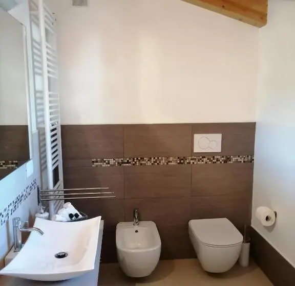 デラックスルーム, Villavecchia