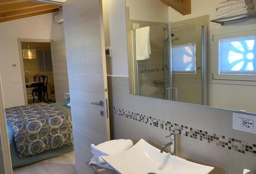 غرفة ديلوكس, Villavecchia