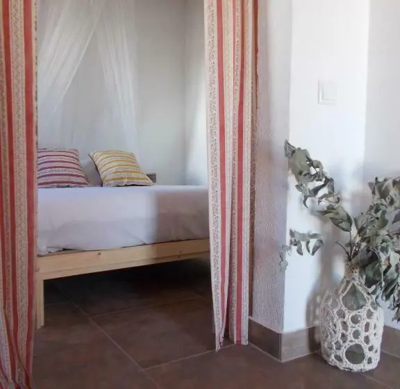 スイート, Casas De Campo De Vale De Junco