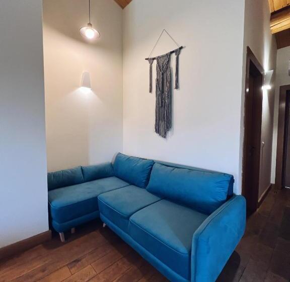 패밀리 룸, Eden Resort