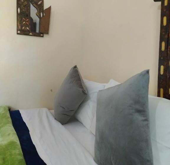 اتاق استاندارد با چشم‌انداز باغ, Hôtel Berbère De La Montagne