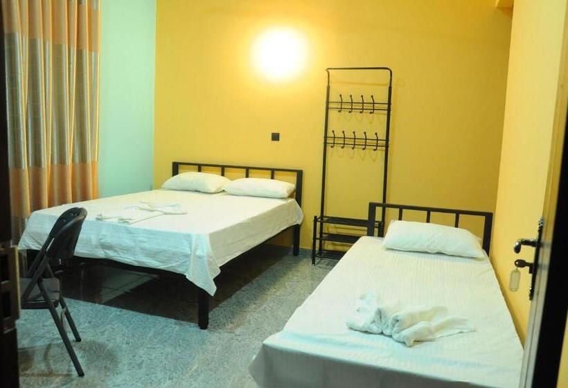 Трехместный Номер Комфорт, Ruwanara Royal Majestry