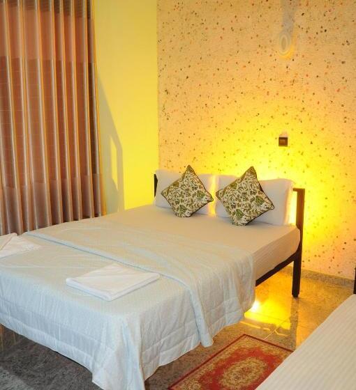 Трехместный Номер Комфорт, Ruwanara Royal Majestry