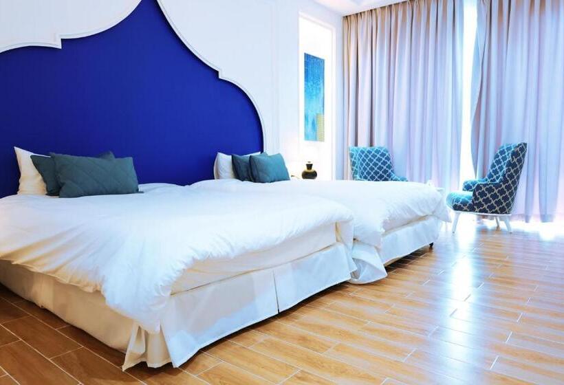 带阳台的豪华间, Shanghai Resort