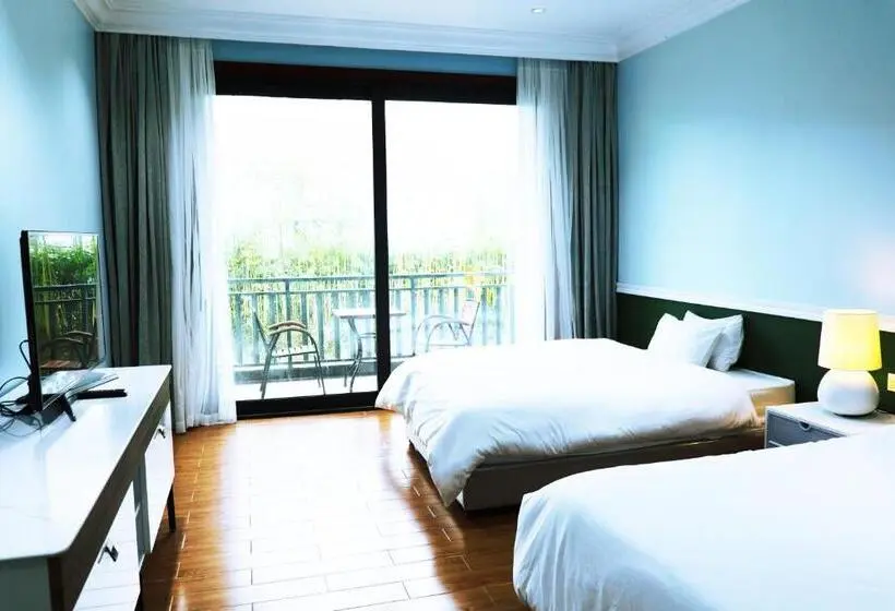 バルコニー付きスタンダードルーム, Shanghai Resort