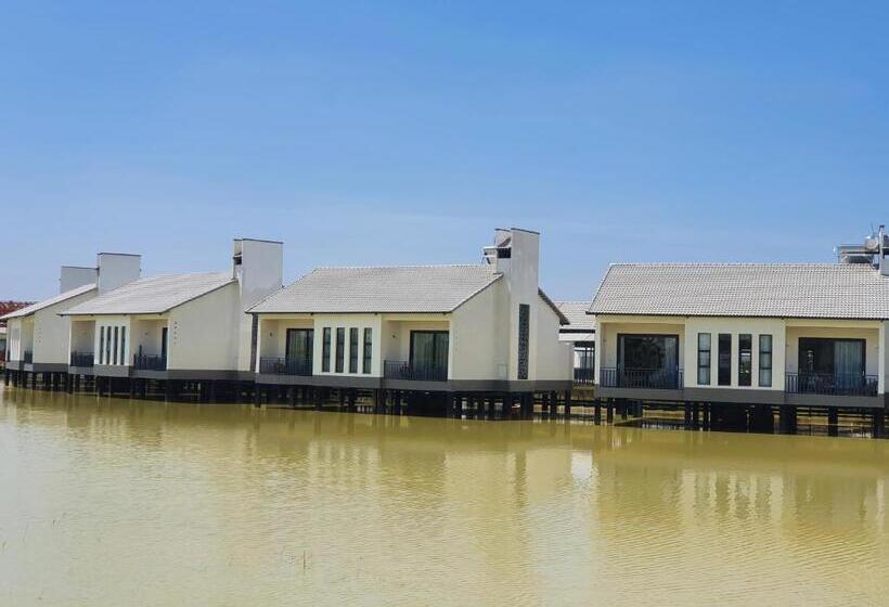 标准间带阳台, Shanghai Resort