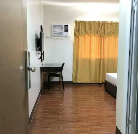 デラックスルーム, Meaco Royal Hotel  Aparri