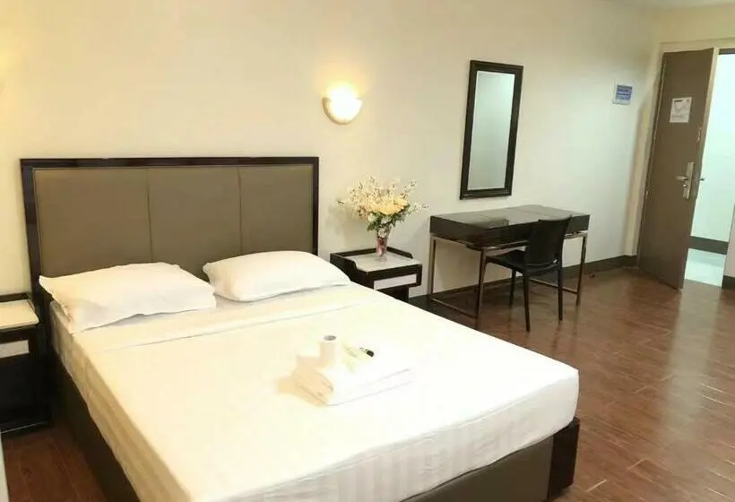 デラックスルーム, Meaco Royal Hotel  Aparri