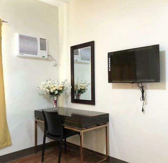 اتاق لوکس, Meaco Royal Hotel  Aparri