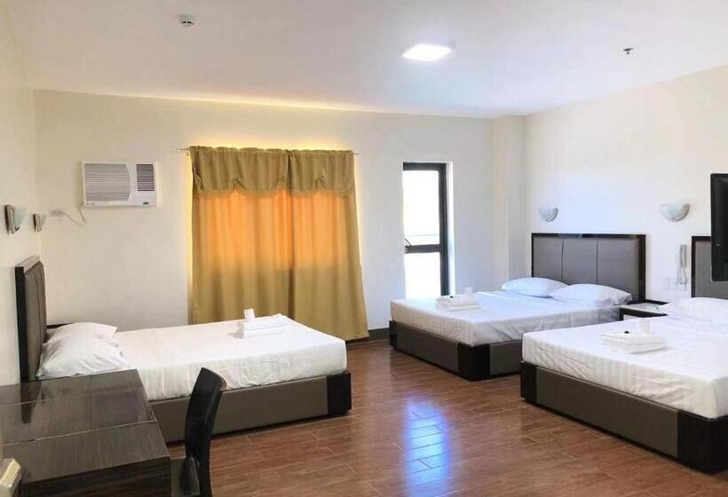 سوییت خانوادگی, Meaco Royal Hotel  Aparri