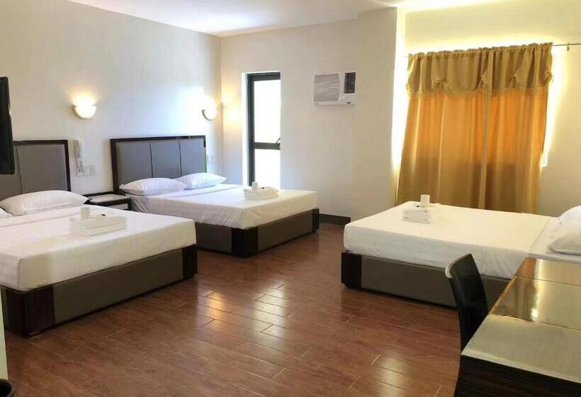 سوییت خانوادگی, Meaco Royal Hotel  Aparri