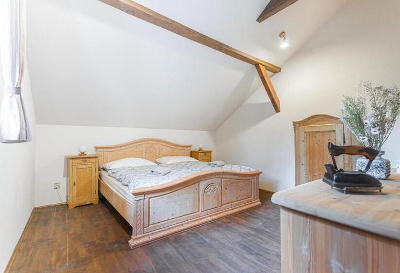 חדר דלוקס לשלושה, Buškovský Mlýn 1580