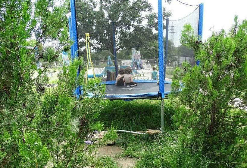 דירת חדר, Guest House Misha