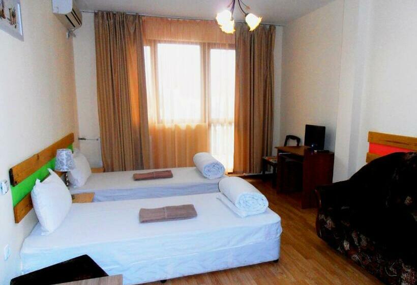 Апартаменты 1 Спальня, Guest House Misha