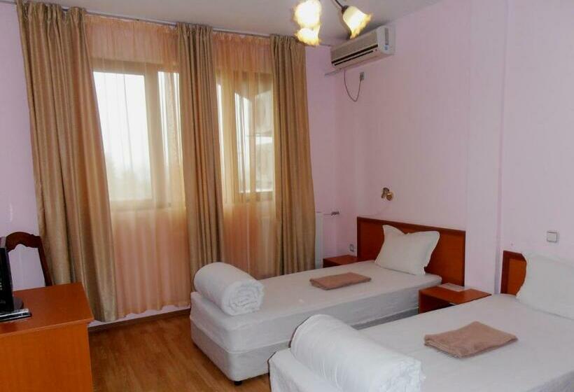 דירת חדר, Guest House Misha