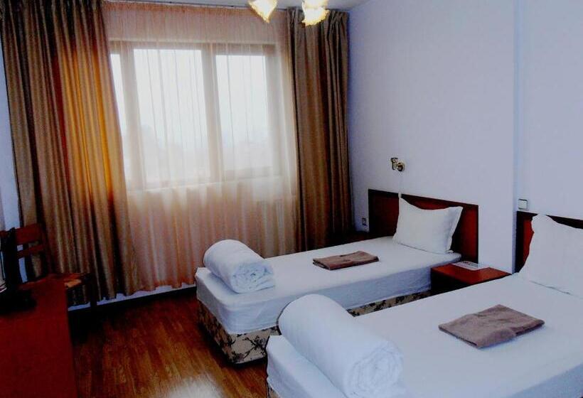 דירה בת חדר שינה 1 עם מרפסת, Guest House Misha