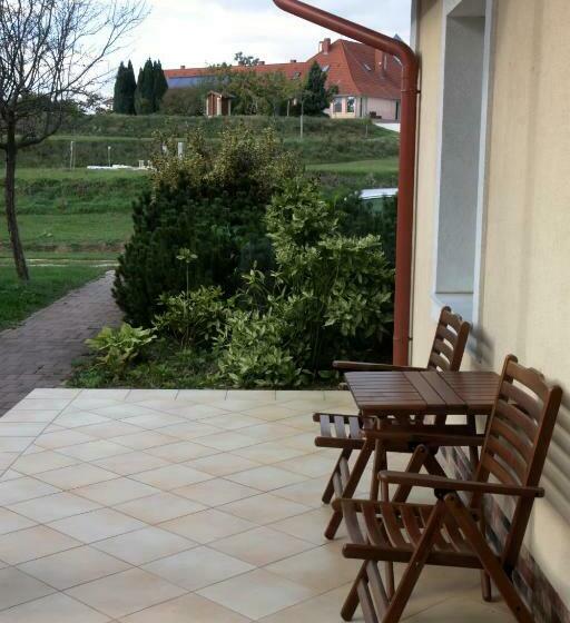 标准间, Gurudeva Bhavan