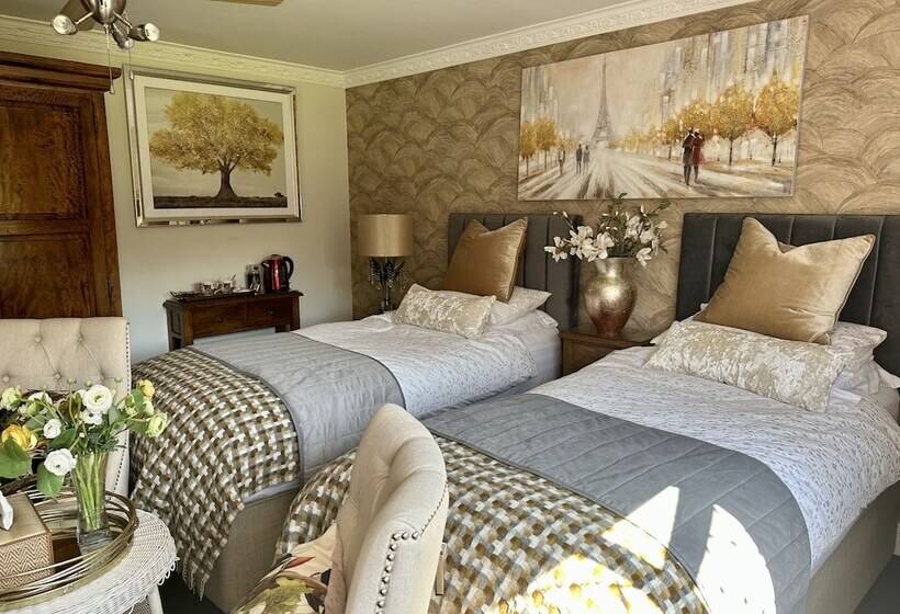 スタンダードルーム, Beechwood B And B