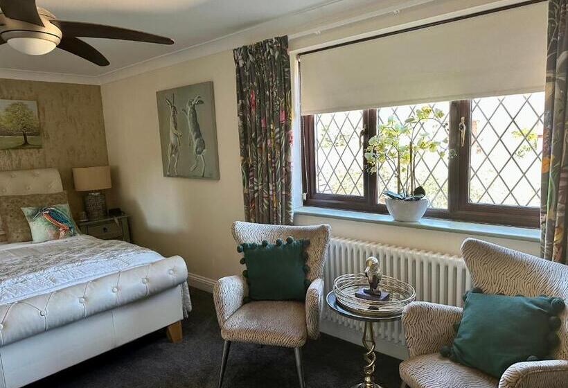 デラックスルーム, Beechwood B And B