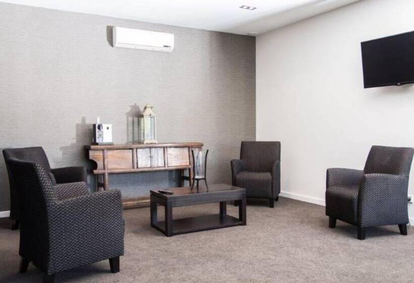 Апартаменты 1 Спальня, Clear Ridge Apartments